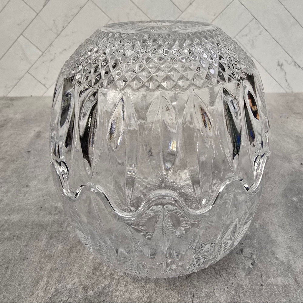Vintage Pressed Clear Glass Scalloped Edge Bowls Diamond Cut Sunburst Set of 2
